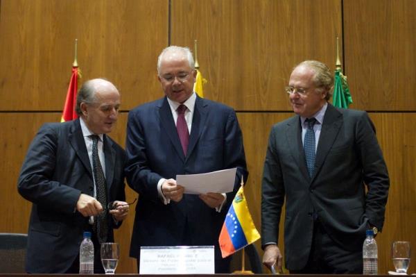 Eni, Repsol to upgrade oil-for-debt deal with Venezuela