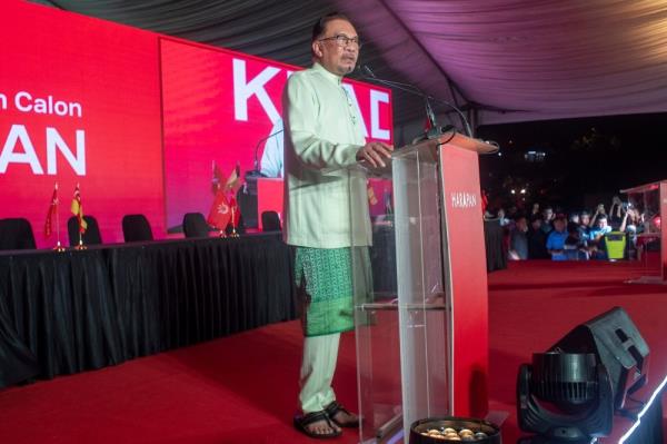 PM Anwar: PKR wants Aminuddin Harun retained as N.Sembilan MB